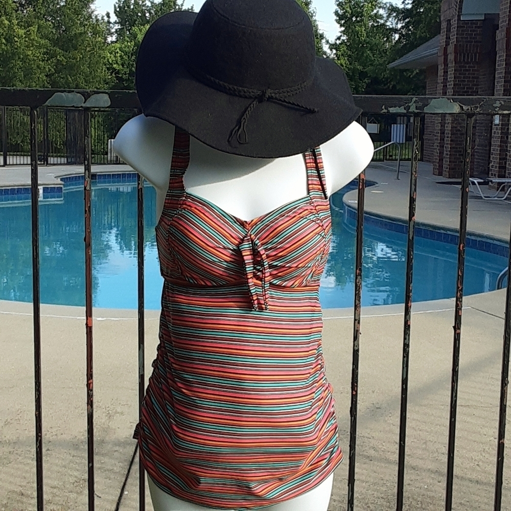 🤩Host Pick🤩 BumpStart by Mother's Maternity Bathing Suit Tank Top Size Small